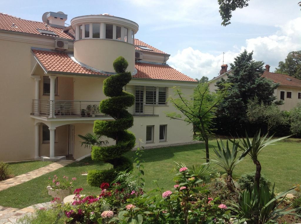 Apartments Villa Majda 马图利 外观 照片