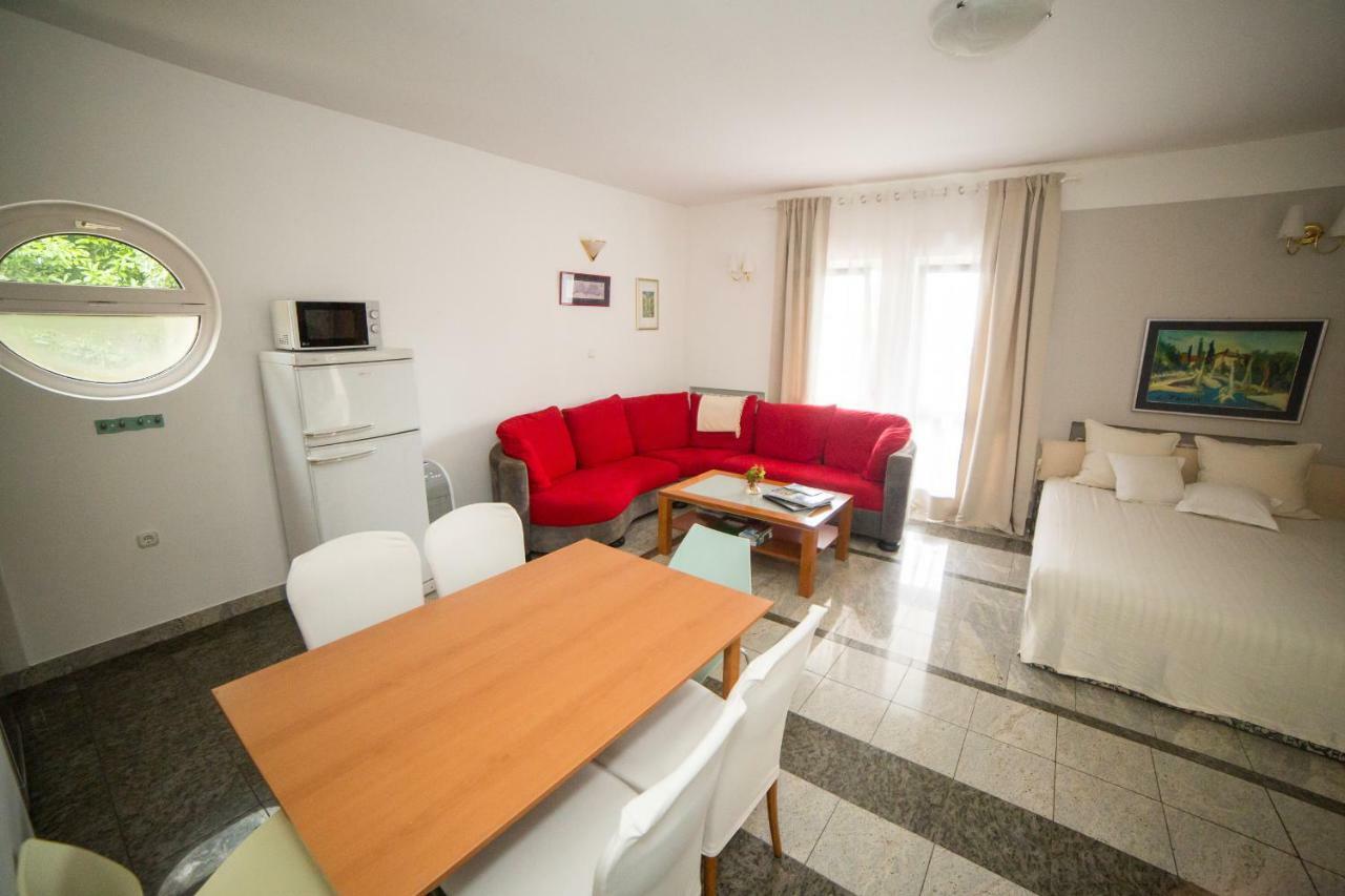 Apartments Villa Majda 马图利 外观 照片