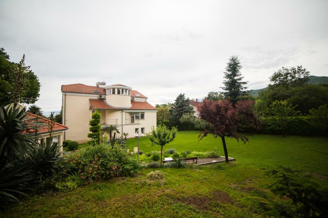 Apartments Villa Majda 马图利 外观 照片