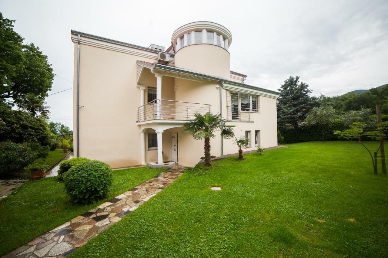 Apartments Villa Majda 马图利 外观 照片